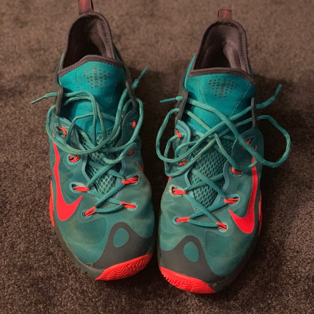 Nike basketball shoes